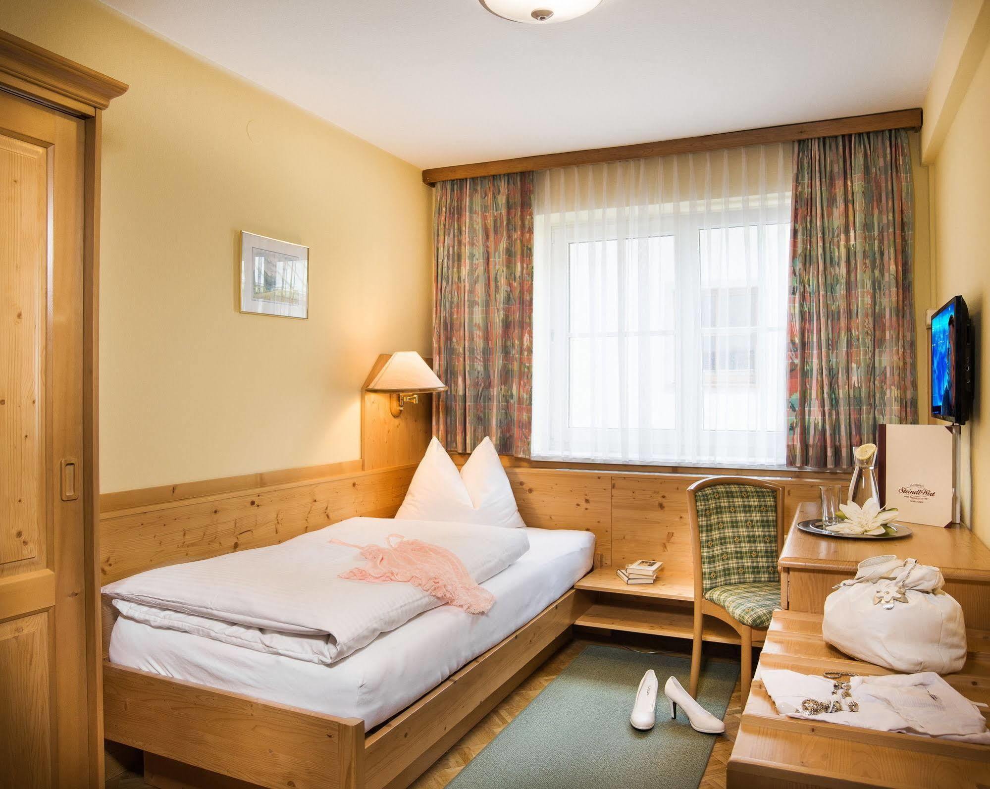 Landhotel Steindlwirt Дорфгаштайн Екстер'єр фото